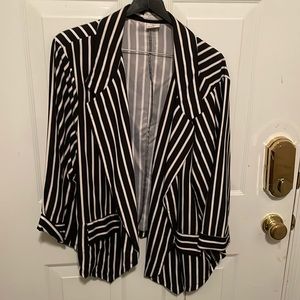 Jamie Nicole Collection Blazer